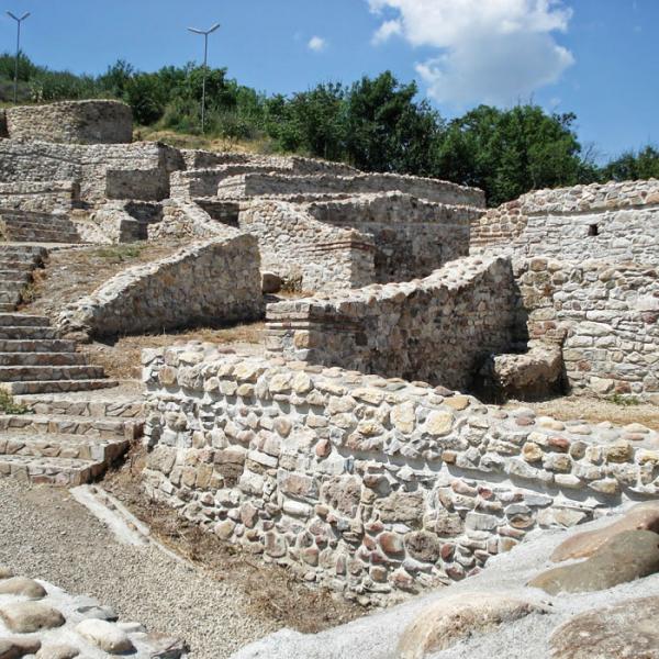 Restoration of an ancient Roman fortress in the town of Montana